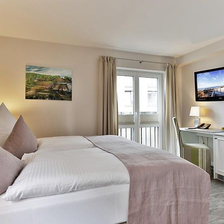 Hotel Uthland Westerland Bagian luar foto