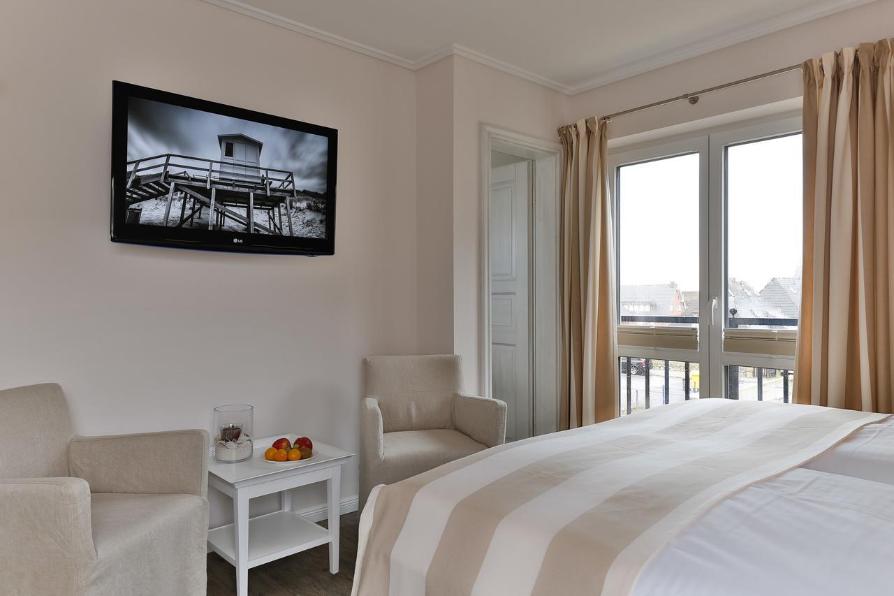 Hotel Uthland Westerland Bagian luar foto